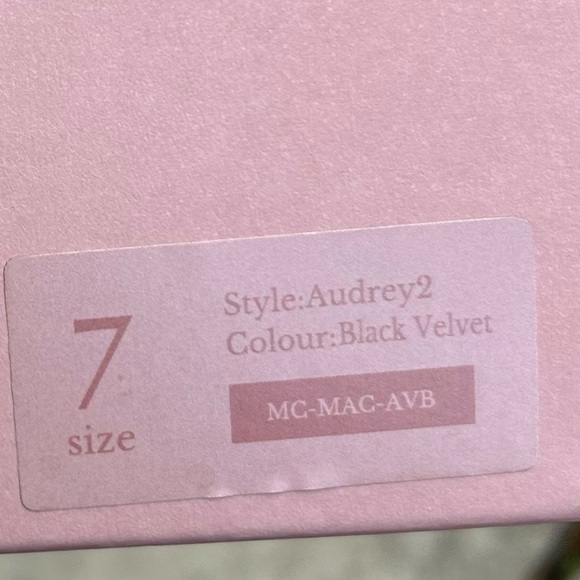 Mave & Chez Audrey 2 black velvet, BNIB, size 7 - Picture 11 of 12